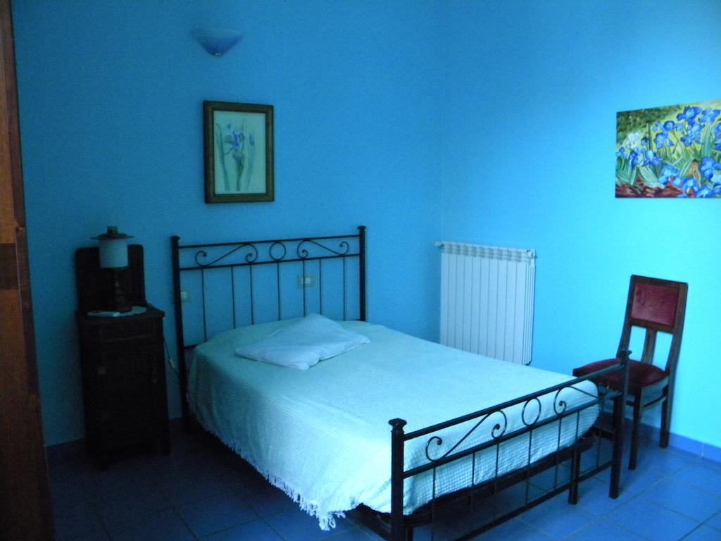 Le Petit Fleur Hotel Bareggio Habitación foto